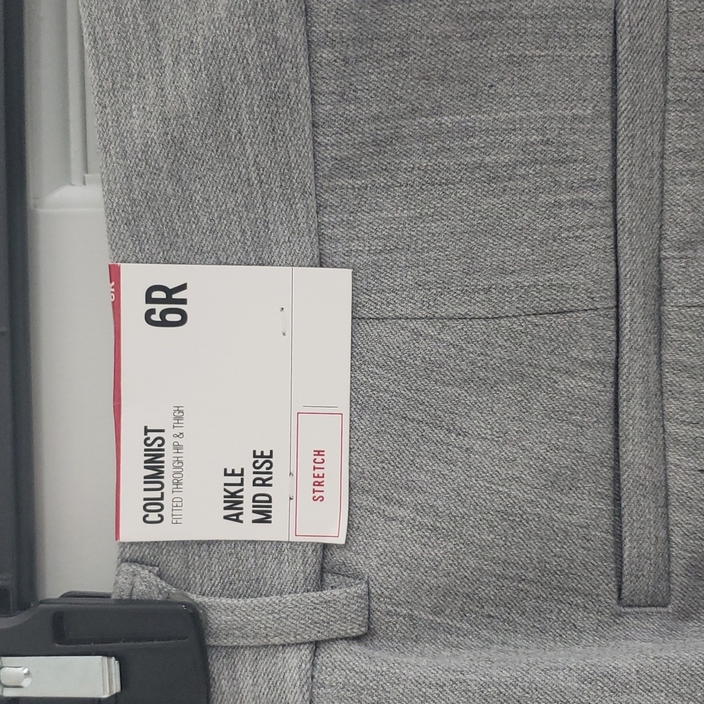 Express Columnist Pant, NWT, gray, size 6R, mid-rise, ankle